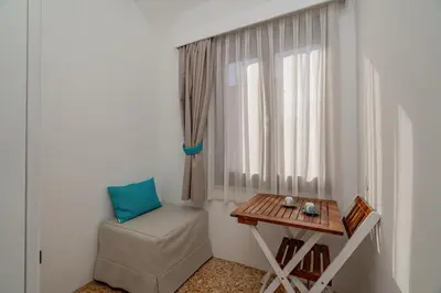 Area soggiorno di Sorella Luna Room Boutique, Centro di Olbia