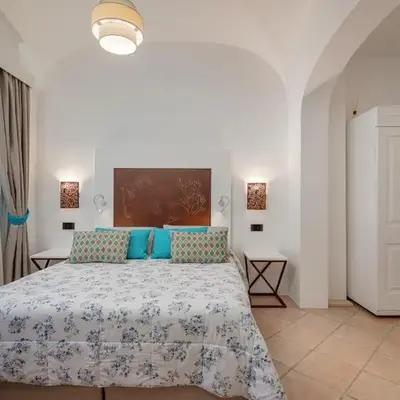 Sorella Luna Room Boutique