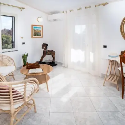 Eliana's Apartments - Mares e Montes