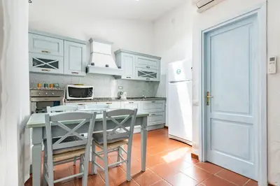 Cucina o angolo cottura di RESIDENZE Coda Cavallo - Le Farfalle