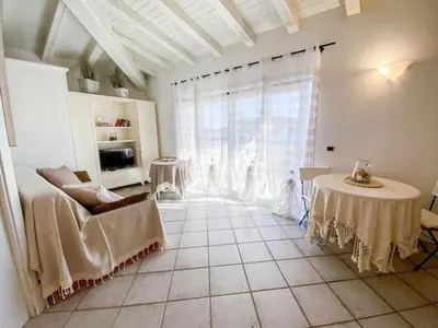 TV o dispositivi per l'intrattenimento presso Apartment Mirto by Interhome