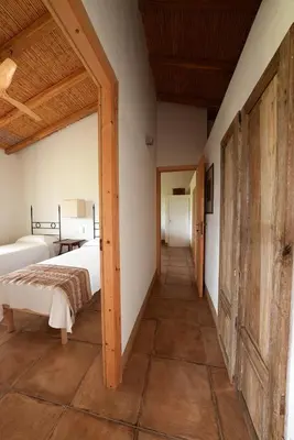 Letto o letti in una camera di Auberge Santu Martine: Cottage with pool (Pira)