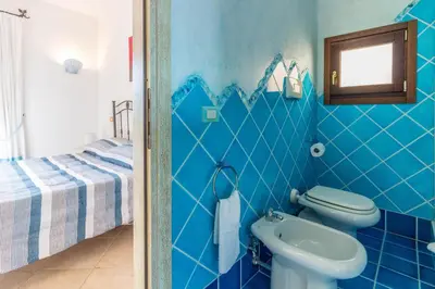 Bagno di GuestHost - Amazing Sea View Flat with Swimming Pool!