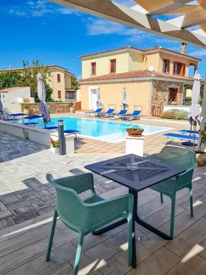 Piscina di B&B Bellavista Posada o nelle vicinanze