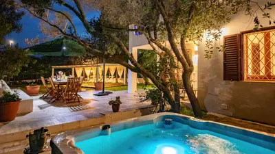 Piscina di Casa Valentina 6 Emma Villas o nelle vicinanze